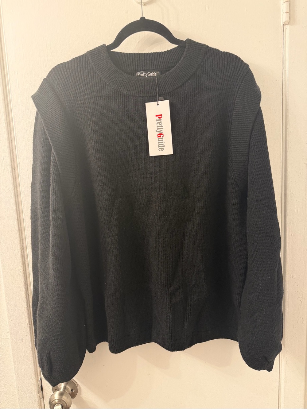 Pretty guide women’s Black Crewneck Sweater